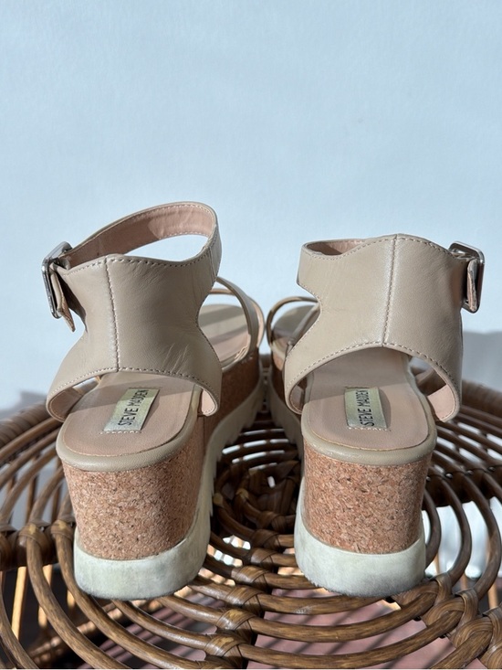Steve Madden Beige Cork Platform Sandals - Picture 6 of 7